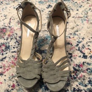 NWT bcbgeneration sage green heels